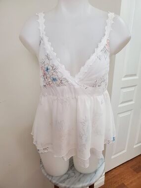 Moda international babydoll top S/M 33/35 bust